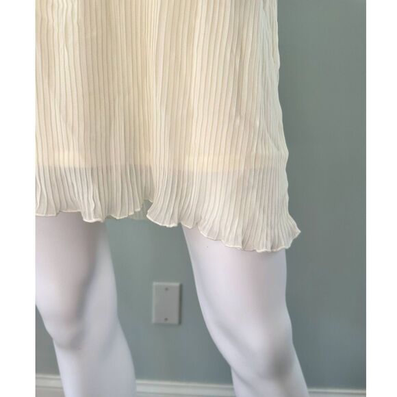 Disney D-Signed Ivory Cream Pleated Dress with Lace Sleeves size Juniors M - Picture 10 of 10